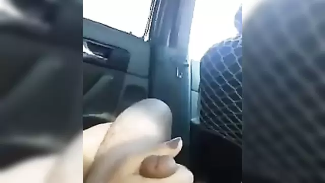 Медленный минет от узбечки в машине
